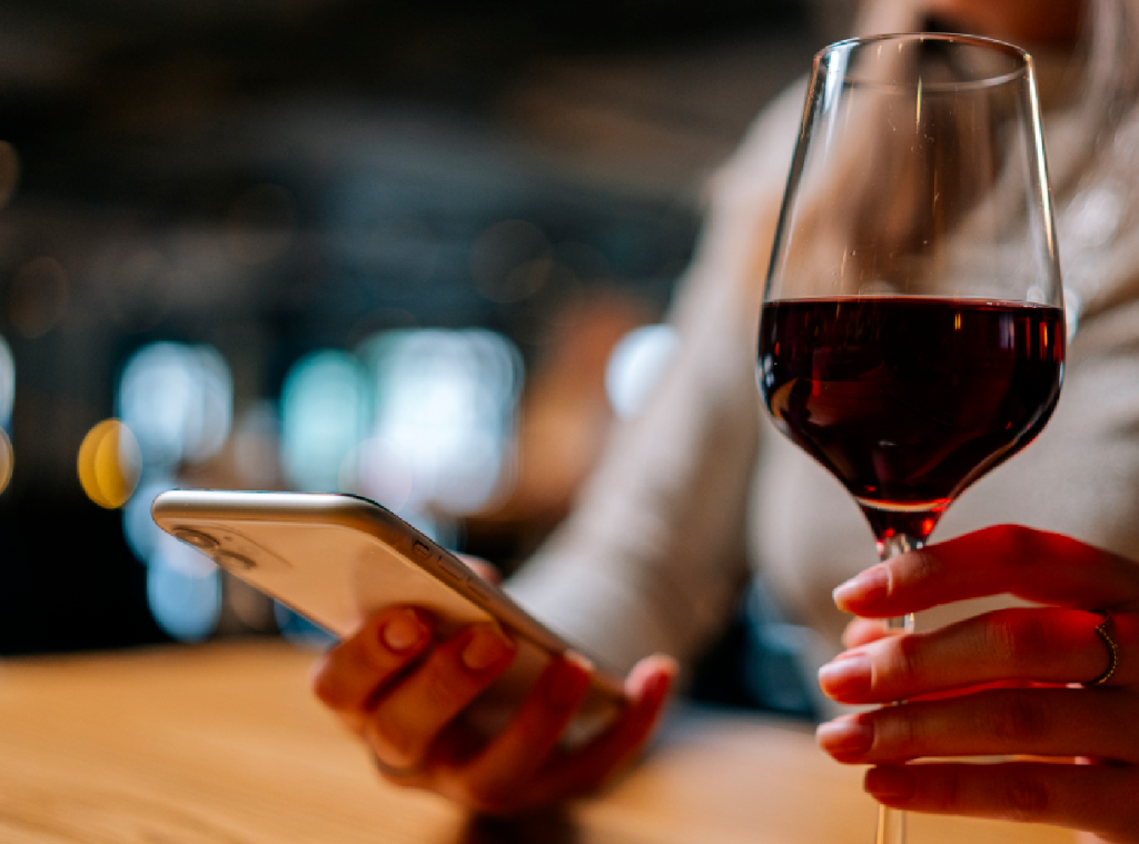 Phygital wine experience: cerasuolo di vittoria